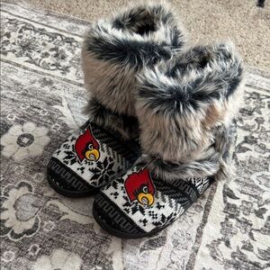 CozyFaux Fur Winter slippers-cardinals